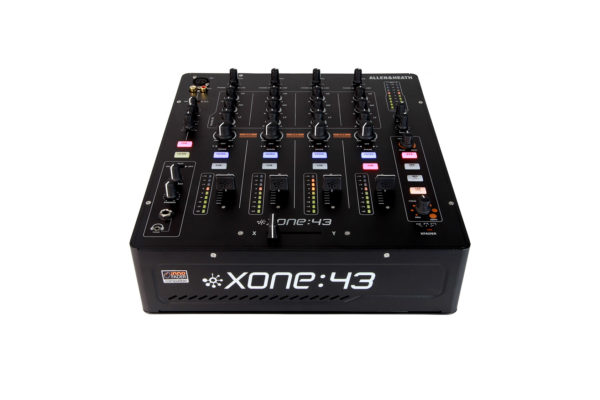 Xone43-Front-3Q_web1