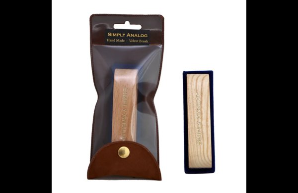 oak_velvet_brush