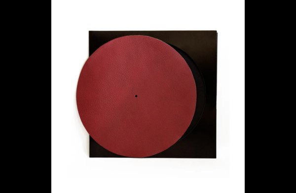 simply-analog-slipmat-made-from-premium-leather-red